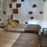 Mooi huis met 4 slaapkamers en 2 badkamers te koop in een rustige omgeving in Santa Lucia