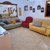 Large terraced house on different levels for sale in El Tablero