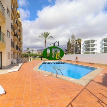 Appartement met 2 slaapkamers op de begane grond en open terras te huur in Playa del Ingles