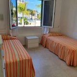 Bungalow de 2 dormitorios en 2 plantas con terraza en alquiler en Playa del Inglés
