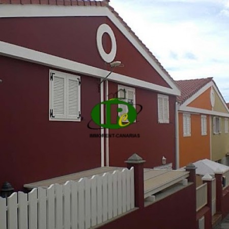 Duplex huis met 3 slaapkamers op ongeveer 110 vierkante meter in San Fernando te huur
