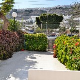 Bungalow on 2 levels with terrace and 2 bedrooms and 2 bathrooms - 1