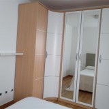 Renovated apartment with lift and 3 bedrooms. 1 bathroom and 1 guest toilet - 1