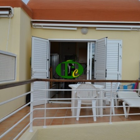 Holiday apartment with 1 bedroom on the top floor with wifi, nice little area with 8 units