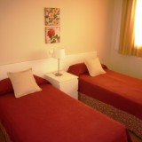 Apartamento de vacaciones con 2 dormitorios, utilizable para 4 personas, en 2ª fila al mar y playa de arena - 1