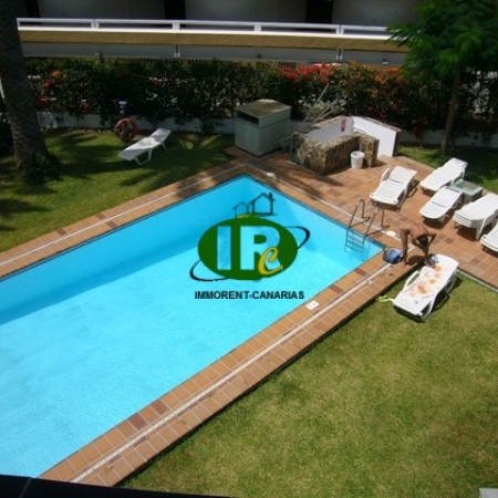 Large one bedroom apartment with balcony in a quiet yet central location in Playa del Ingles