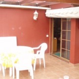 Bungalow with 1 bedroom and a nice big terrace in a quiet area, centrally located - 1