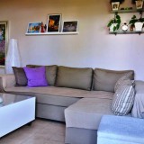 Bungalow in popular quiet area. Large living area with large corner sofa - 1