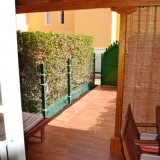 Holiday bungalow with 1 bedroom. Closed tiled terrace, partly hedge - 1
