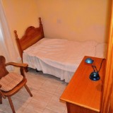 Holiday apartment with 2 bedrooms and a small balcony on the first floor. Everything is well furnished - 1