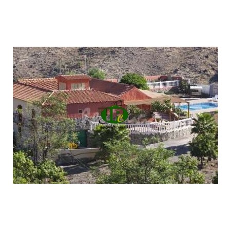 Freistehende Villa mit Pool (Salzwasser), im Tal des Ayaguares nur 12 km von Playa del Ingles gelegen - 1