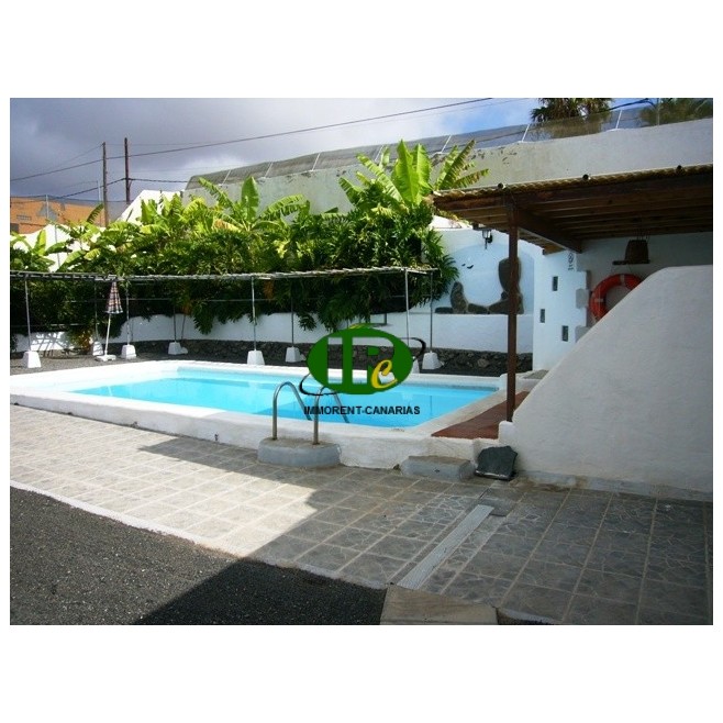 Finca / landhuis op meer dan 800 m2 met zoetwaterzwembad