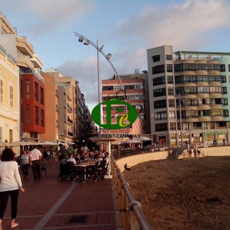 Apartment on Las Canteras beach in central location