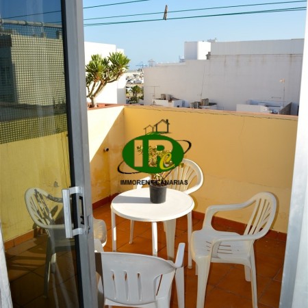 Holiday apartment with 2 bedrooms on 5th floor, just 100 meters from Las Canteras beach