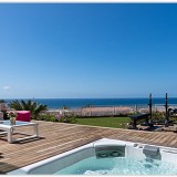 Villa en excelente ubicación con vistas al mar en venta en San Agustín