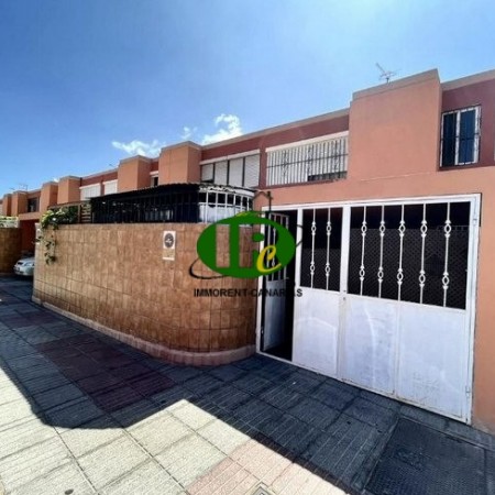 Town house with 169 square meters of living space in San Fernando for sale