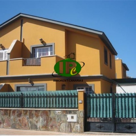 House with 3 bedrooms and 2 bathrooms on 94 sqm - 1