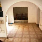 Empty restaurant in a good location with about 120 square meters on the ground floor in the center of Mogan