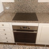 Apartamento de tres dormitorios en una sola planta con vistas al mar