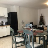 Apartamento sótano de 4 dormitorios y 2 baños