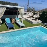 Schöne Immobilie für 4 Personen möglich mit beheiztem Pool zu vermieten