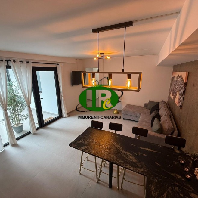 Schoner neu renovierter Hausteil mit 1 Schlafzimmer und 2 Terrassen