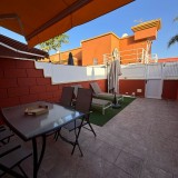 Bungalow moderno recién reformado con 1 dormitorio