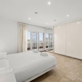 Beautiful, very large semi-detached house with 3 bedrooms