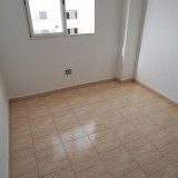 Große Wohnung mit 3 Schlafzimmern und 2 Bädern zum verkauf in El Tablero