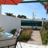 Bungalow renoviert und modern ausgestattet am Gemeinschaftspool gelegen