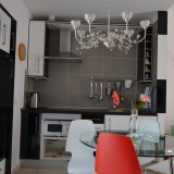 Gerenoveerde en modern ingerichte bungalow gelegen bij het gemeenschappelijke zwembad