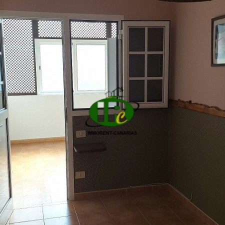 Partly furnished apartment with 2 bedrooms and a balcony for rent in El Tablero