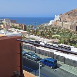 Prachtig gerenoveerd appartement met uitzicht op zee te koop in Tauro